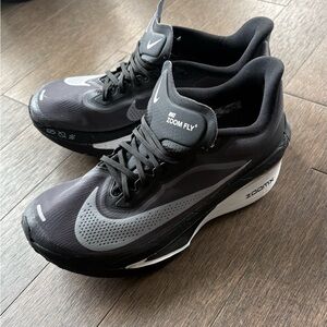 Nike Zoom Fly 6 Women's Road Racing Shoes, super lightweight, Size 9.5, like new